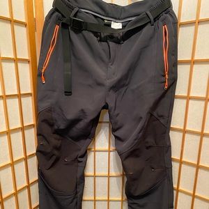 Snowboarding pants